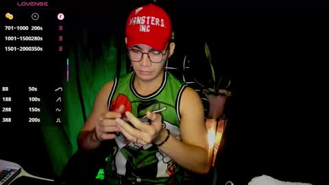 Snapshot of 000batman000 chatting on February 5, 2026, 3:22 am Bruce online show from February 5, 2026, 3:22 am