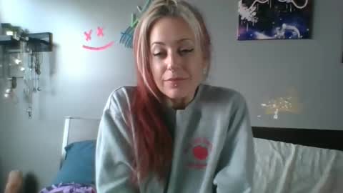 Snapshot of 0_jinx_0 chatting on November 7, 2025, 6:19 pm 0_jinx_0 online show from November 7, 2025, 6:19 pm