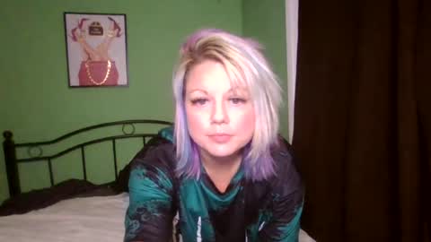 Snapshot of 0lilith0 chatting on July 2, 2026, 5:35 am Lilly online show from July 2, 2026, 5:35 am