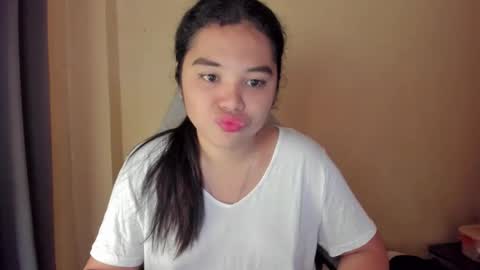 Snapshot of 0wwlo0k chatting on February 7, 2026, 5:22 am 0wwlo0k online show from February 7, 2026, 5:22 am