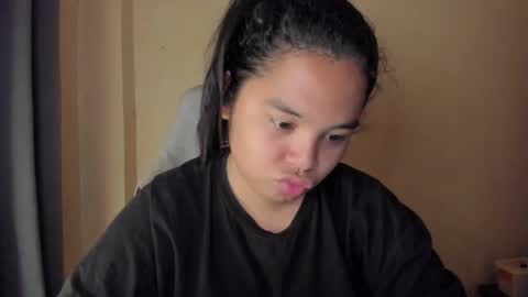 0wwlo0k online show from March 7, 2026, 4:42 am