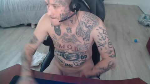 Snapshot of 10inch_greatwhite chatting on May 19, 2026, 9:10 pm 10inch_greatwhite online show from May 19, 2026, 9:10 pm