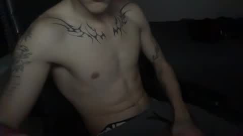 Snapshot of 10incock18 chatting on January 9, 2026, 2:09 pm 10incock18 online show from January 9, 2026, 2:09 pm