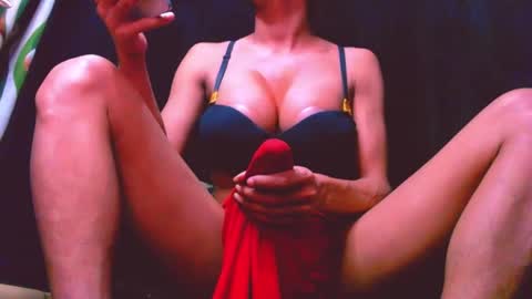 Snapshot of 11inchmistressxxlyka chatting on February 7, 2025, 6:56 pm CALL ME BABY online show from February 7, 2025, 6:56 pm