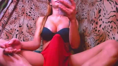 Snapshot of 11inchmistressxxlyka chatting on February 19, 2025, 7:59 pm CALL ME BABY online show from February 19, 2025, 7:59 pm