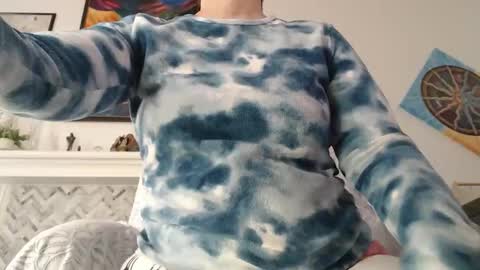 Aurora Willows online show from February 2, 2026, 7:45 pm