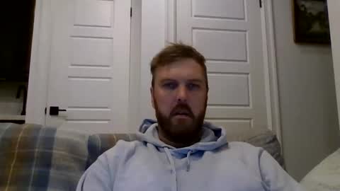 Snapshot of 123holt123 chatting on October 23, 2025, 12:32 am 123holt123 online show from October 23, 2025, 12:32 am