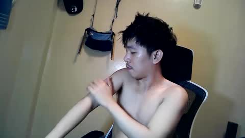 12hotcock online show from April 23, 2026, 1:35 pm