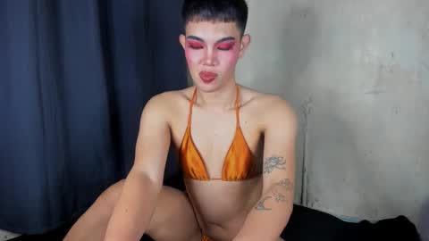 Leren online show from March 9, 2025, 3:38 pm