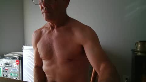 13glanmorfa online show from September 19, 2025, 2:29 pm