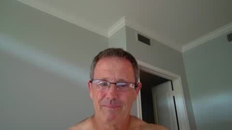 13glanmorfa online show from May 27, 2026, 9:01 pm