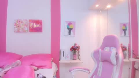 Snapshot of 15_scarlette chatting on January 24, 2025, 6:57 am Scarlette online show from January 24, 2025, 6:57 am