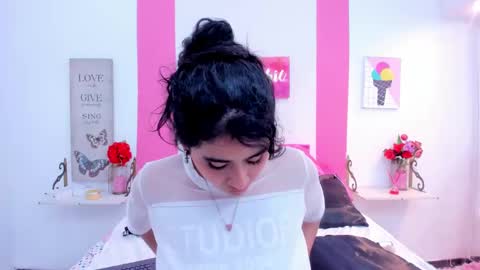 Snapshot of 15_scarlette chatting on February 5, 2025, 9:57 am Scarlette online show from February 5, 2025, 9:57 am