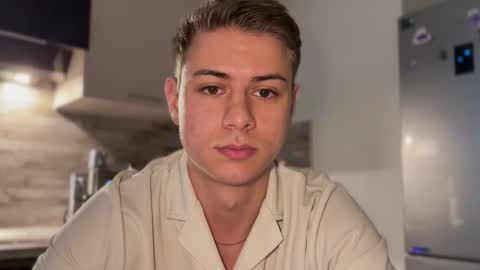 Lance online show from October 14, 2025, 11:22 am