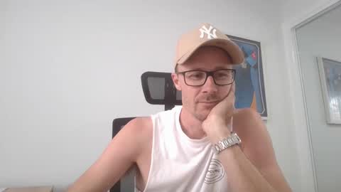 Justin186 online show from March 5, 2025, 6:54 am