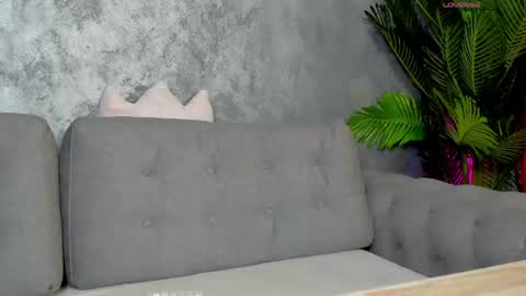 18perfectvibe online show from April 16, 2026, 9:39 pm