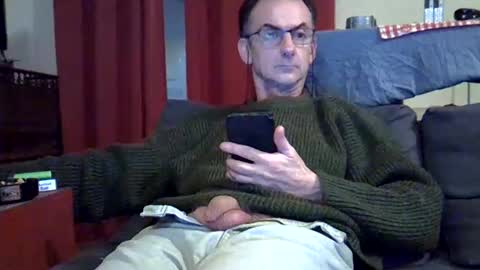 18remy45 online show from December 7, 2024, 9:44 pm