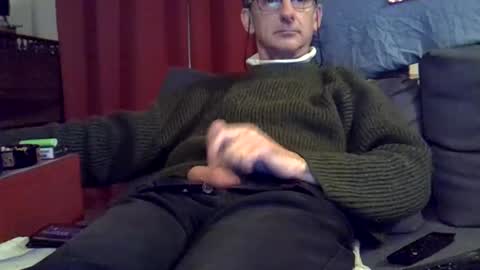 18remy45 online show from December 11, 2024, 5:48 pm