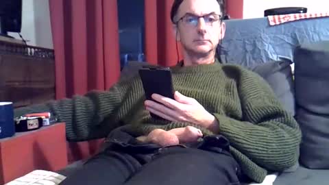 18remy45 online show from October 8, 2025, 4:15 pm