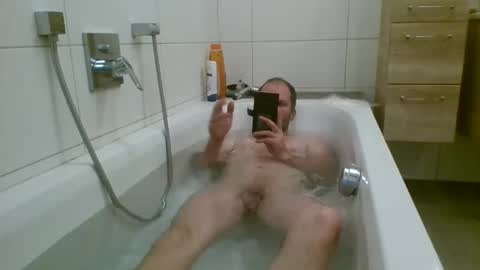 berni online show from October 4, 2025, 6:50 pm