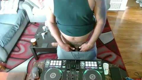 Mr. E the BBC online show from March 3, 2025, 12:37 am