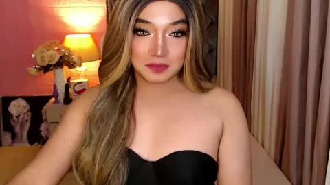 Ekang online show from February 23, 2025, 1:42 pm