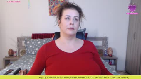 Felicity online show from November 11, 2025, 9:53 am