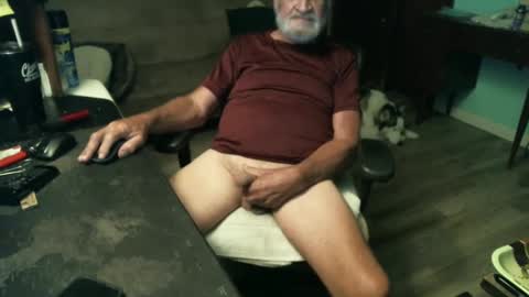 1handyanddee online show from October 12, 2025, 2:43 am