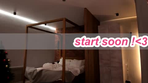 Lily 3 online show from February 15, 2026, 7:10 pm