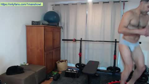 Snapshot of 1manshow11 chatting on November 30, 2025, 9:52 pm 1manshow11 online show from November 30, 2025, 9:52 pm