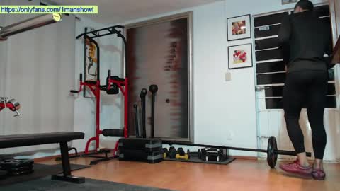 1manshow11 online show from April 10, 2026, 11:04 am