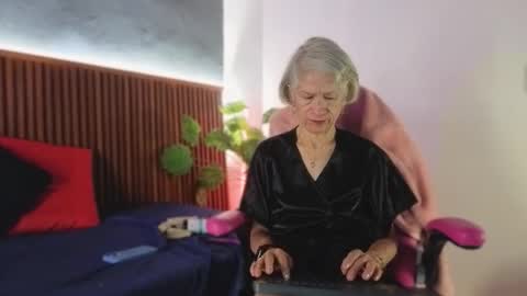 Miss Monserrate online show from February 7, 2026, 1:04 pm