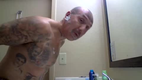 TheShyOne18 online show from November 30, 2025, 7:51 pm