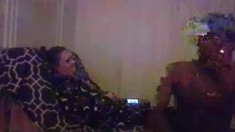 Snapshot of 1retro_ski_mask chatting on November 2, 2025, 4:37 am Tropical Fusion online show from November 2, 2025, 4:37 am