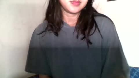 Snapshot of 1smile4u chatting on June 1, 2026, 1:24 pm 1smile4u online show from June 1, 2026, 1:24 pm