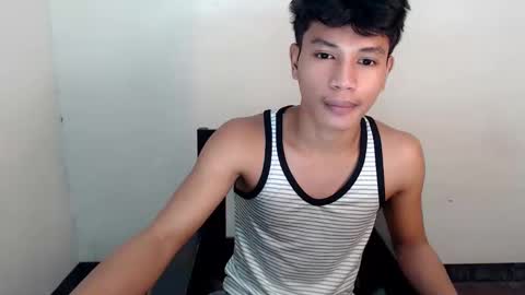 1sweetloverxx online show from October 18, 2025, 11:44 am