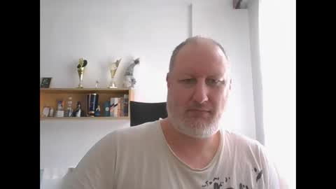 1vaso online show from March 5, 2025, 1:17 pm