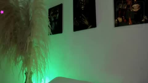 1wayra online show from February 8, 2025, 8:53 pm