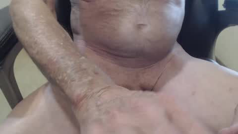 Mark online show from October 3, 2025, 6:05 pm