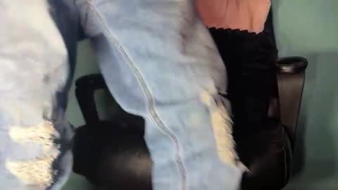 2001cashking online show from October 26, 2025, 10:10 am