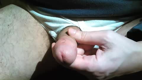 Snapshot of 2001uwuk chatting on January 2, 2025, 10:33 pm 2001uwuk online show from January 2, 2025, 10:33 pm