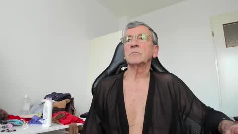 Henk online show from February 25, 2026, 4:16 pm