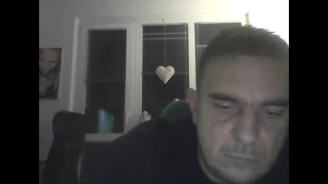 2025eyesforyou online show from December 20, 2024, 8:01 pm