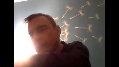 2025eyesforyou online show from February 10, 2026, 8:13 pm