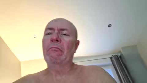 211skoosh online show from November 3, 2025, 4:19 pm