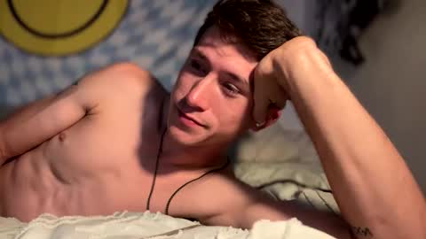 AlecurClit online show from November 29, 2025, 4:54 pm