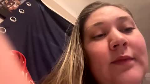 Snapshot of 22thickfatpussy chatting on November 27, 2025, 3:47 pm 22thickfatpussy online show from November 27, 2025, 3:47 pm