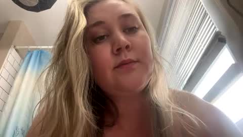 Snapshot of 22thickfatpussy chatting on February 21, 2026, 9:38 pm 22thickfatpussy online show from February 21, 2026, 9:38 pm