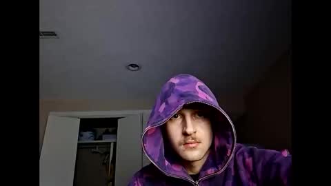 22yrsold7inch online show from December 22, 2025, 8:11 am