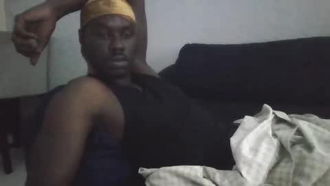 Snapshot of 242doggy242 chatting on February 16, 2025, 7:05 pm 420 Bbc online show from February 16, 2025, 7:05 pm